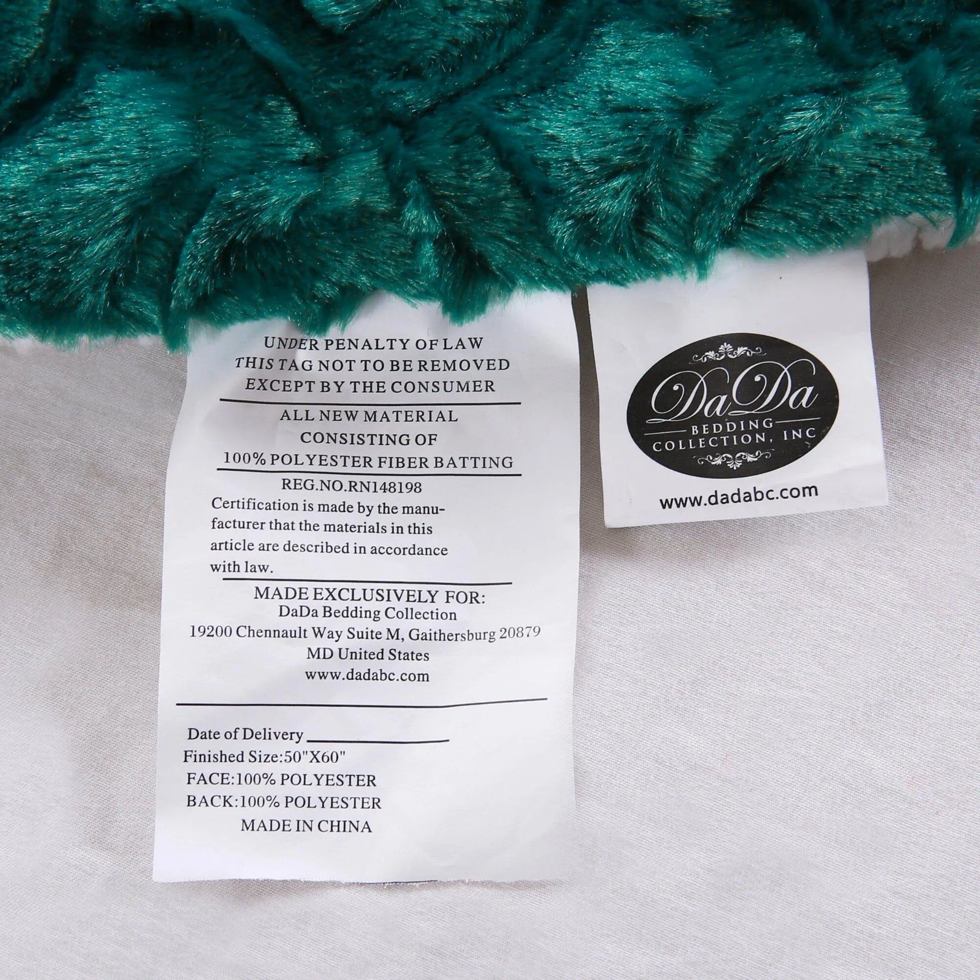 DaDa Bedding Mermaid Scales Emerald Green Blue w/ Sherpa Backside Faux Fur Throw Blanket (BL-171805) by DaDa Bedding Collection