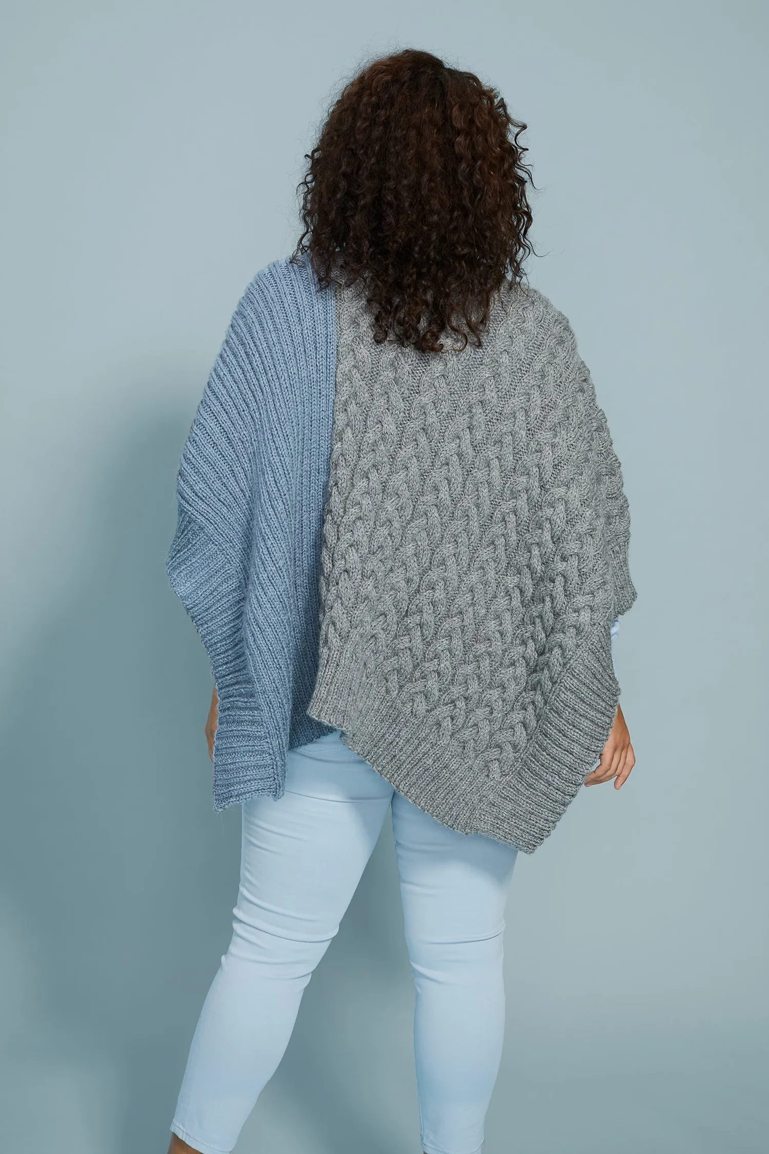 Lane Poncho (Knit)