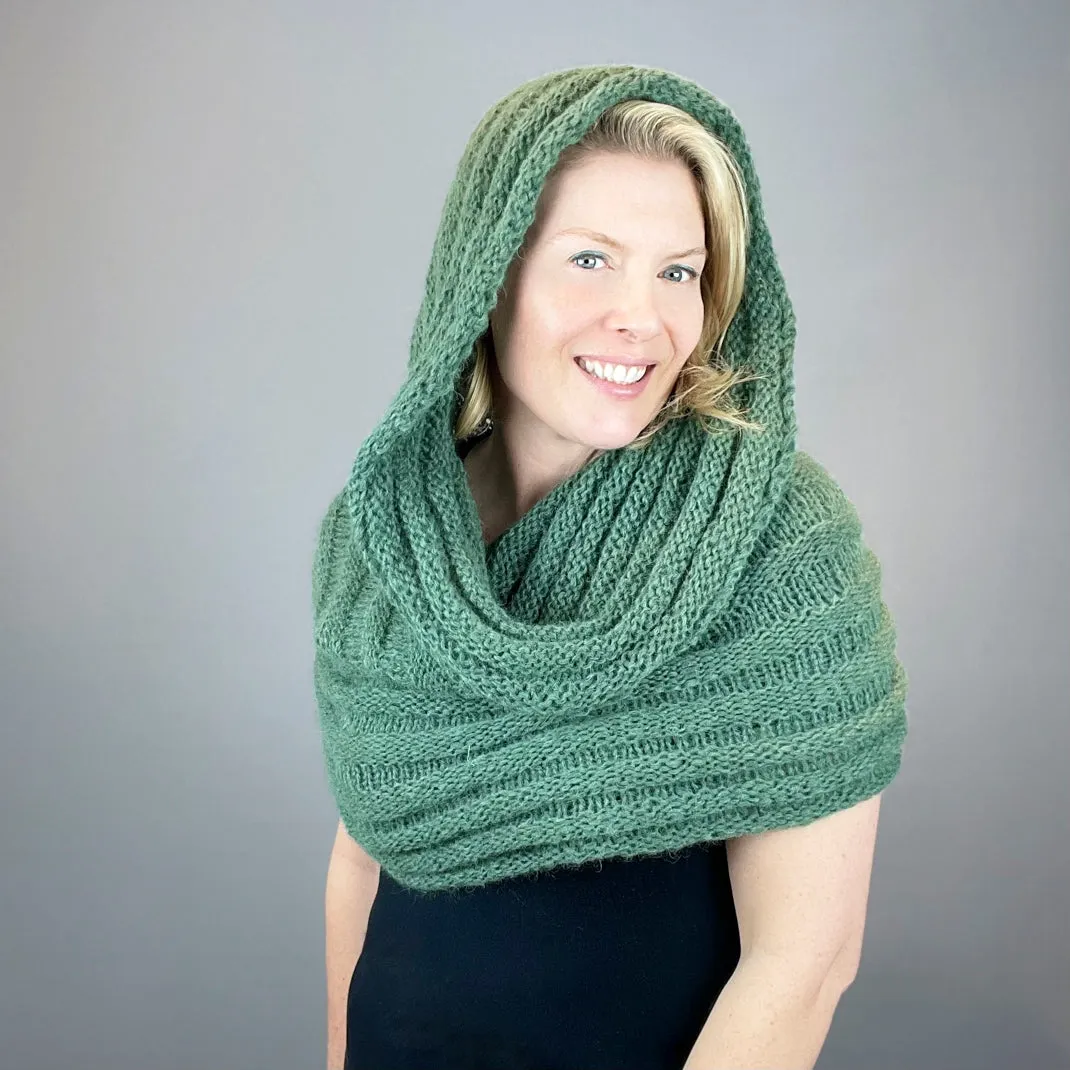 Malou Horizontal Ribbed Cowl | Lang Yarns Malou Light & Knitting Pattern (#406)