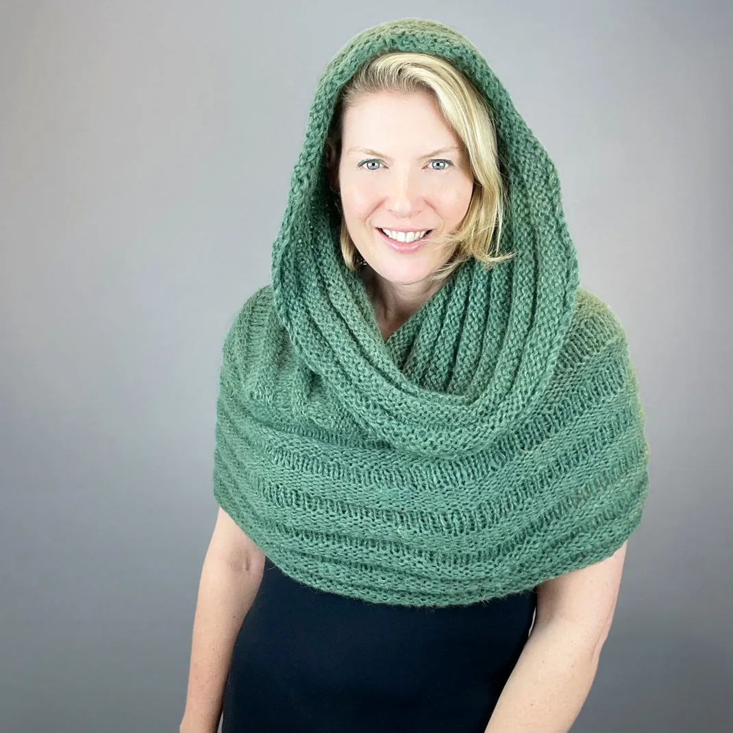 Malou Horizontal Ribbed Cowl | Lang Yarns Malou Light & Knitting Pattern (#406)