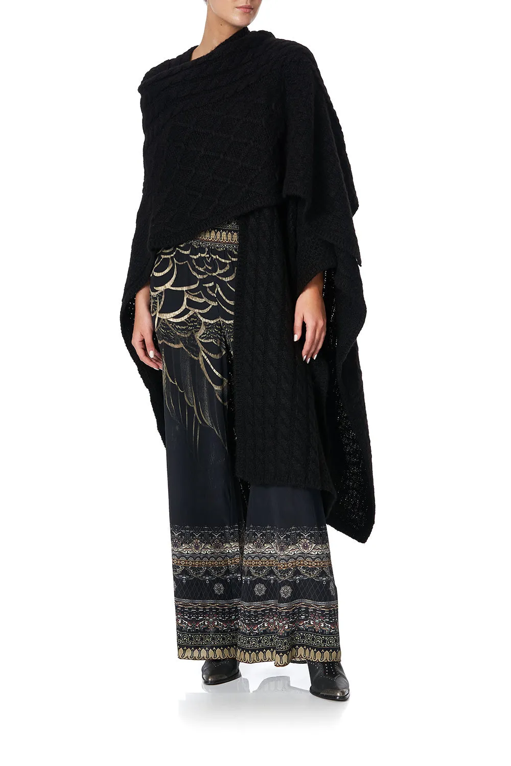 PATCHWORK KNIT THROW OVER SOLID BLACK