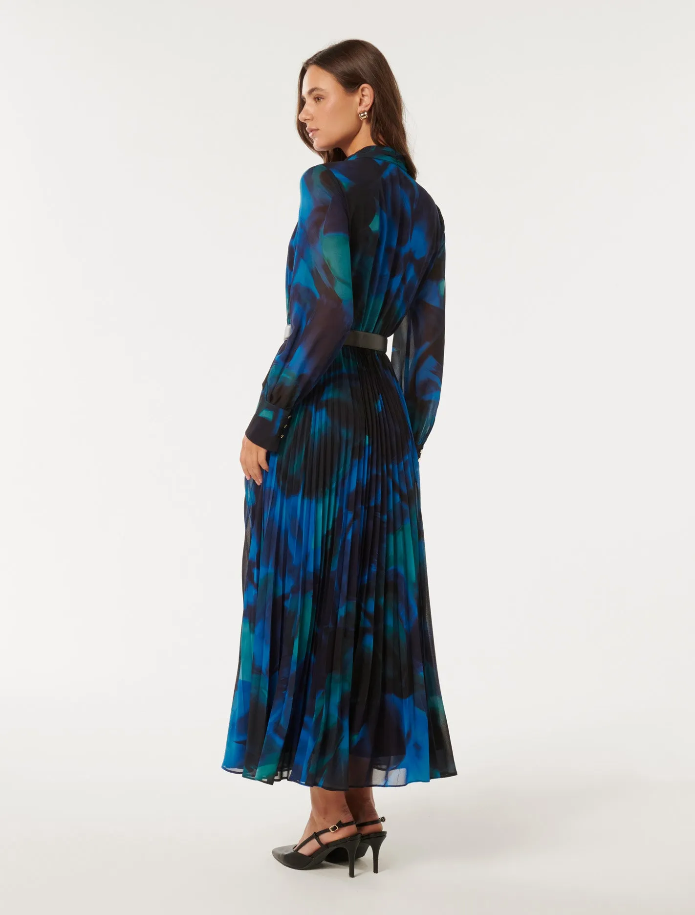 Skyla Pleated Long Sleeve Midi Dress
